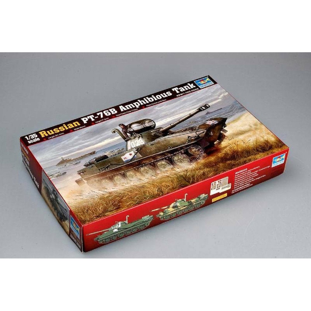 Trumpeter 1/35 00381 รัสเซีย PT-76B ชุดโมเดลถังสะเทินน้ําสะเทินบก