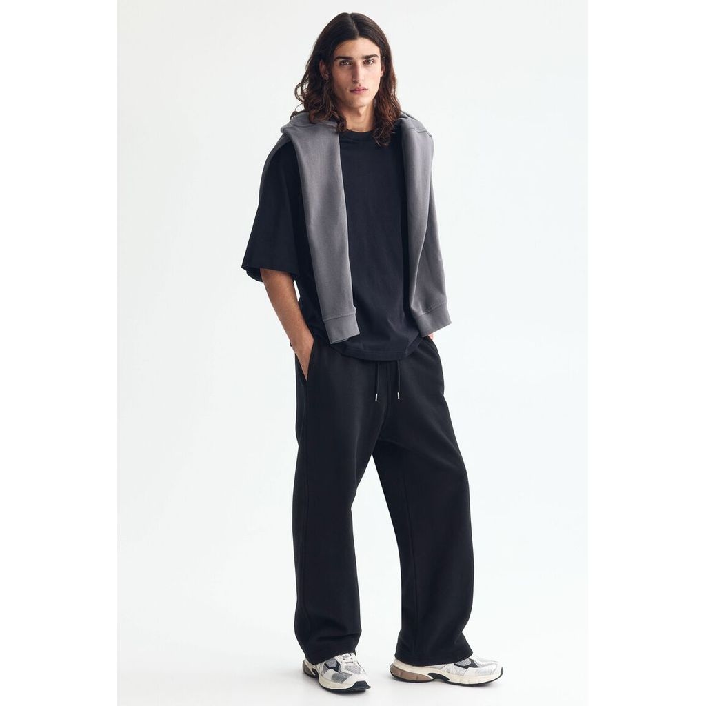 H&M بنطلون رياضي رجالي واسع — صورة 4