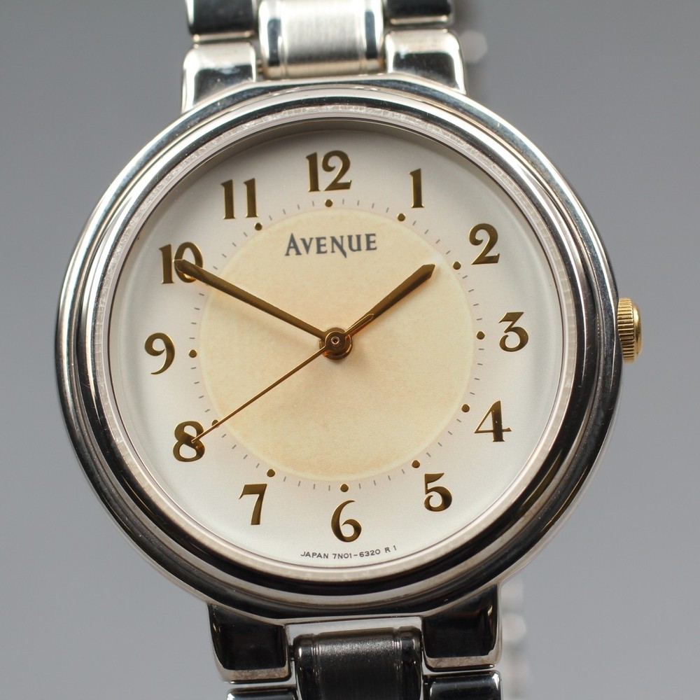 SEIKO Avenue 7N01-6270 White Quartz 30mm Ladies Watch