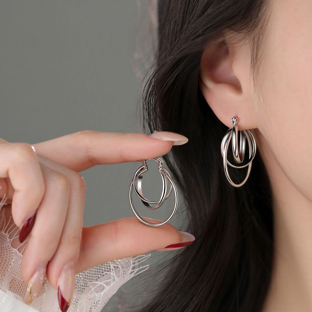 ต่างหู Niche Circle ต่างหู Hot Silver Needle Alley Style South 3yy ใหม่พรีเมี่ยมหญิง 2026 ต่างหู Cro