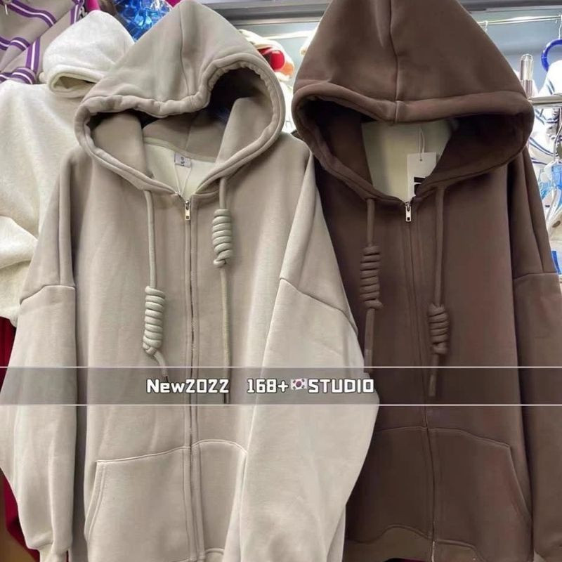 เสื้อสเวตเตอร์มีซิปกับฮู้ดจากขนแกะ เหมาะสำหรับฤดูหนาว สไตล์การแต่งตัวที่หลวมและอบอุ่น