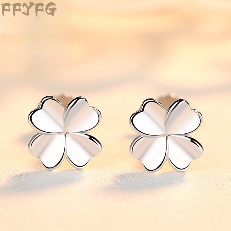 FFYFG S999 เงินสเตอร์ลิงต่างหู Glossy Four-Leaf Clover ต่างหูหญิงอารมณ์ไม่ง่ายที่จะแพ้ Simple ต่างหู
