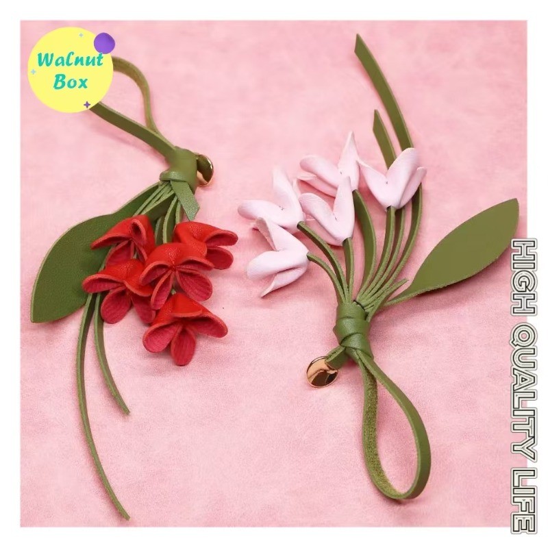 Influencer Dopamine Flower Pendant All-Match Fashion Trend Same Style High-value Leather Bag Pendant Niche Keychain Pendant