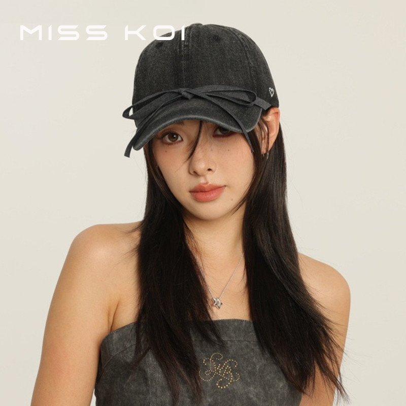 MISSKOI เวอร์ชัน Super ของแท้!หมวก แหลม ผู้หญิงใบหน้าดูหมวกขนาดเล็กผู้หญิงสไตล์ใหม่เส้นรอบวงหัวใหญ่หมวกเบสบอลปีกใหญ่