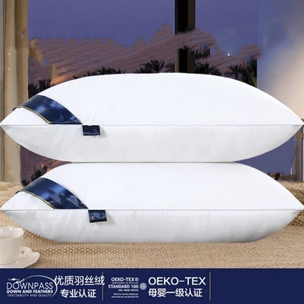 หมอนหนุน หมอนยางพารา หมอนสุขภาพ Star Hotel B & B หมอน Non-Collapse กระดูกสันหลังส่วนคอหมอน 48x74 ซม.