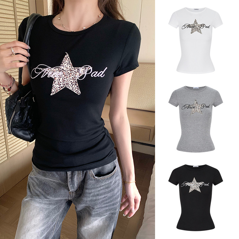 <Moss Queen> เสื้อยืดแขนสั้นสีดําดาวพิมพ์ลายเสือดาวสไตล์อเมริกันฤดูร้อนทรงสลิมฟิตดีไซน์ด้านบน