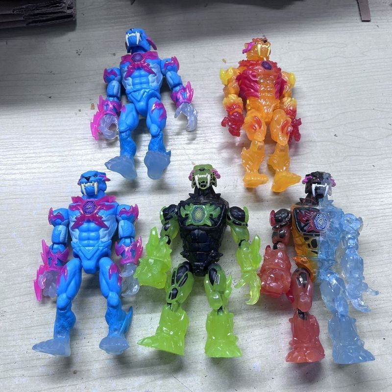 MrBeast Beast Lab Mutant Metal Panther Transformation 20-23 ซม. ประติมากรรมหัวเคลื่อนย้ายได้ 7.19