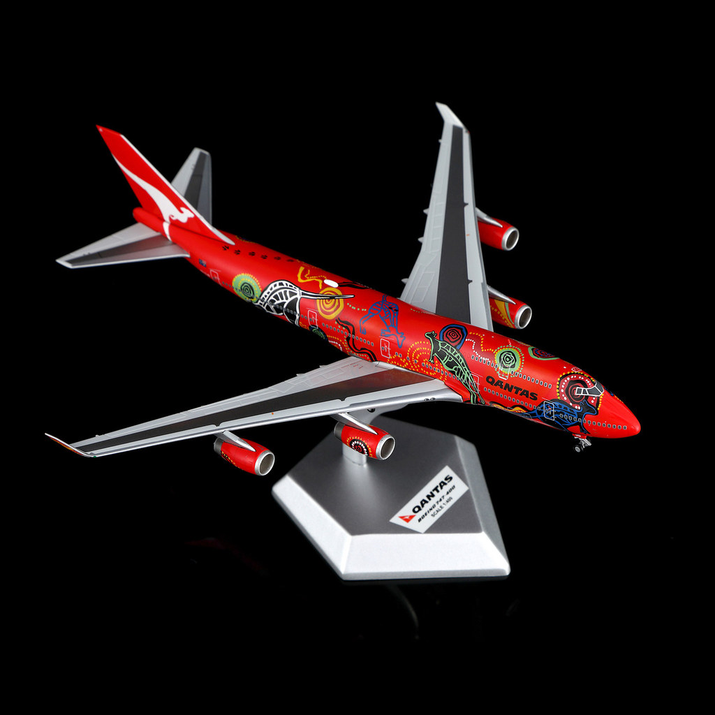 HX 1/400 สายการบินออสเตรเลีย โบอิ้ง 747-400 VH-OJB Kangaroo Dream รุ่นความยาว 18 ซม.