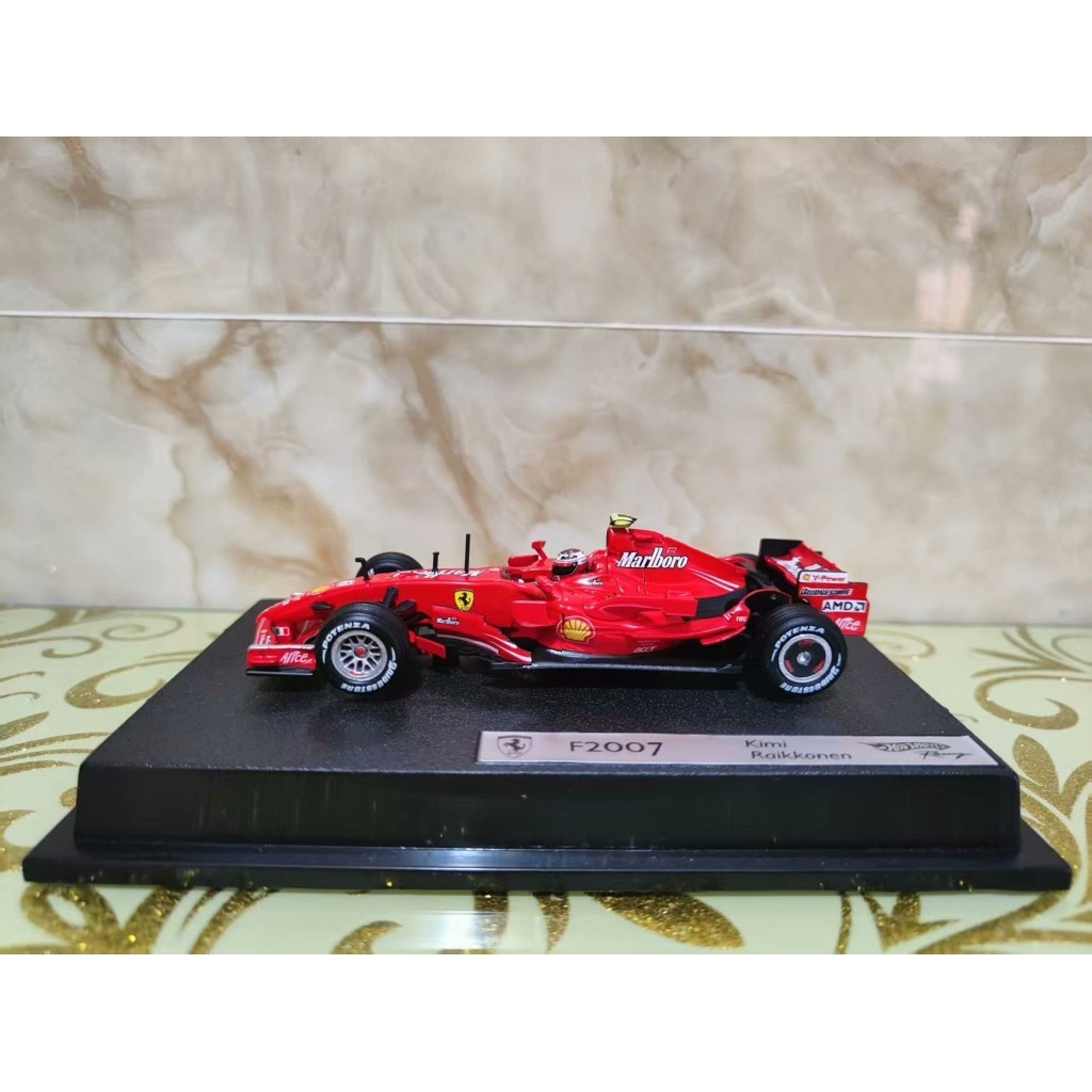 [สต๊อกพร้อม] HOT WHEELS HOT WHEELS 1/43 Ferrari F2007 Lyconing 2007 รถแชมป์ฤดูกาล Marlboro Smoke Lab