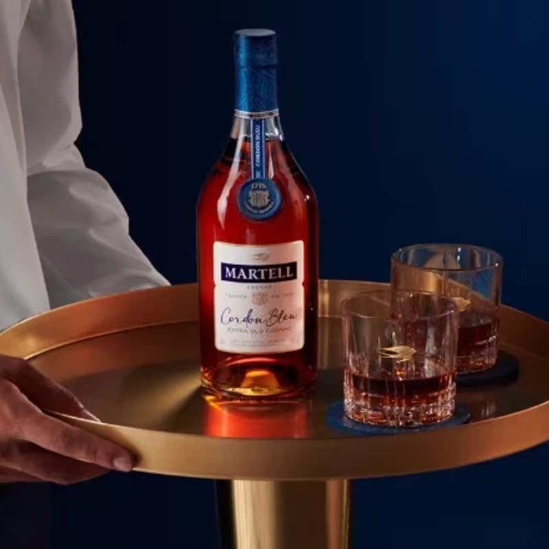 บรรจุภัณฑ์ใหม่ XO Grade Martell Martell Blue Ribbon 700ml French Cognac Brandy Western Wine Spirits 