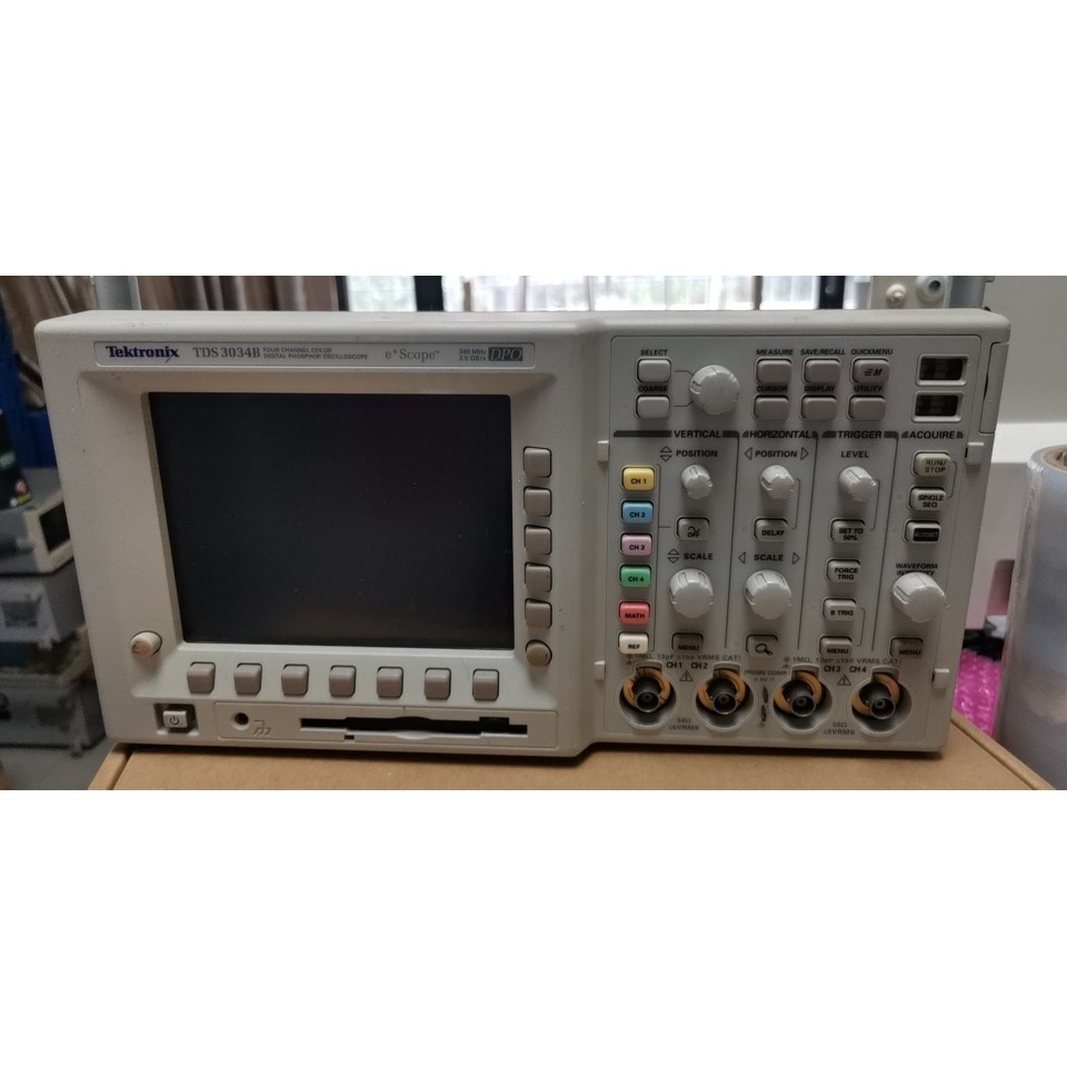 American tektronix TDS3032B 300MHZ 4CH หน่วยความจําดิจิตอล Oscilloscope ขาย Leasing ซ่อม