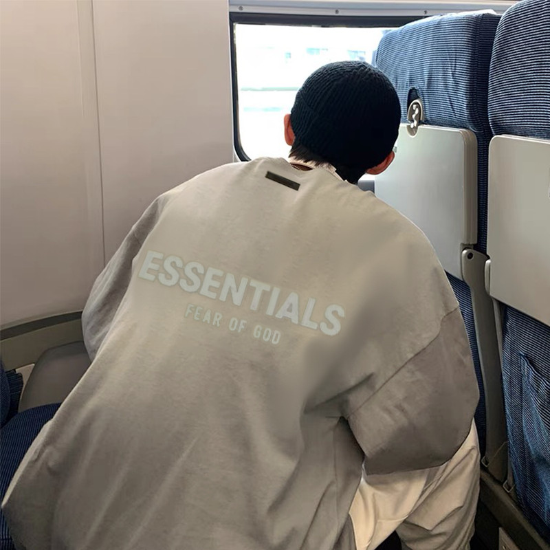 คู่เสื้อยืดแขนยาวFear of God สไตล์.streetwear สำหรับทั้งชายและหญิง