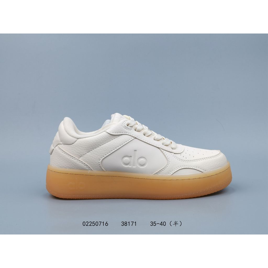 Alo Yoga Jisoo Casual Flat Sole Shoes สีขาวหนา เพิ่มความสูง สำหรับผู้ชายและผู้หญิง