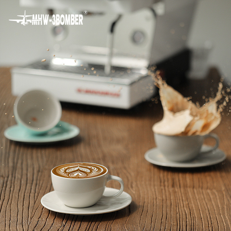 MHW-3BOMBER Bomber ถ้วยกาแฟเซรามิค Mars Mars Mars ถ้วย Latte ถ้วย Garland ผีเสื้อ 300ml