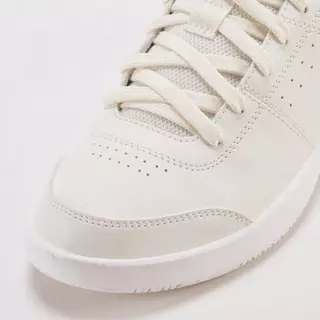 Decathlon Women'S Multi-Court Tennis Shoes Essential รองเท้าเทนนิสสำหรับผู้หญิง รุ่น Essential - Off White