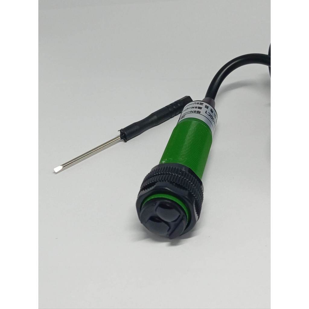 ส่งเร็ว E3F-DS300C1 เซ็นเซอร์จับวัตถุ โฟโต้เซ็นเซอร์ ชนิด NPN 6-36VDC มีของในไทยพร้อมส่งทันที มีปลาย
