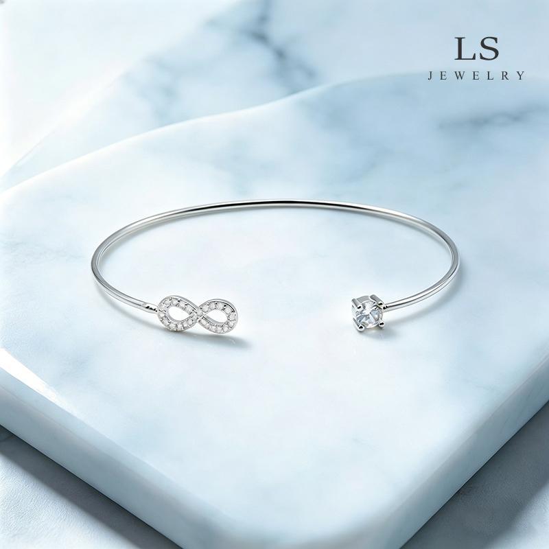 LS Jewelry สร้อยข้อมือแหวนกวาดสัญลักษณ์อินฟินิตี้ ไม่สมมาตร สองสีทอง/เงิน