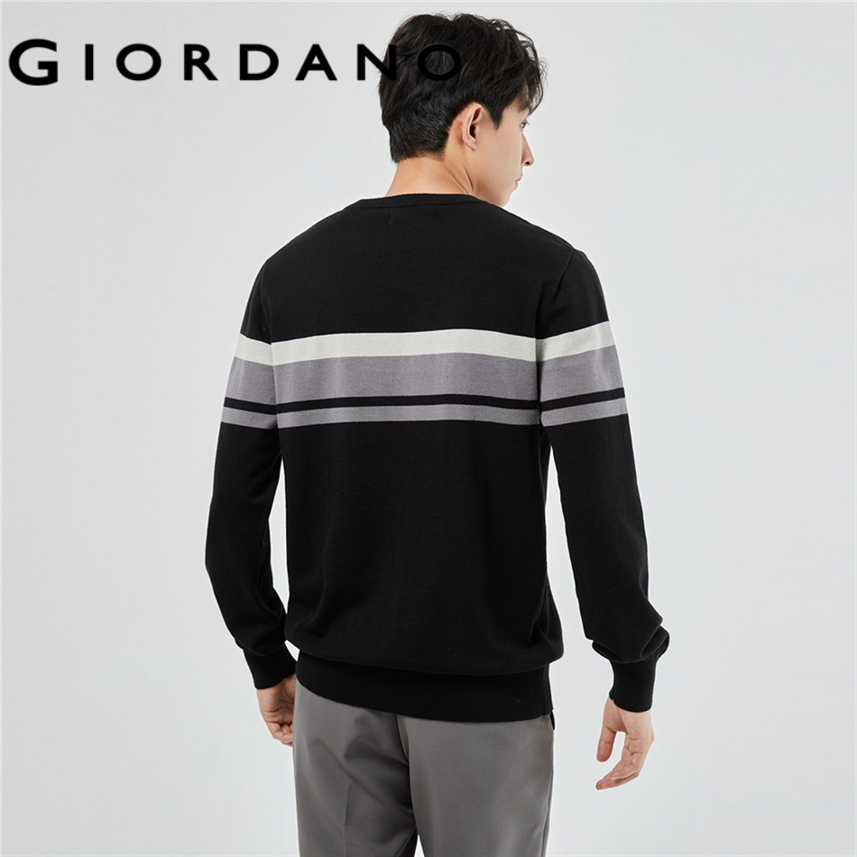 GIORDANO سويتر رجالي قطن ممشط بألوان متباينة — صورة 5