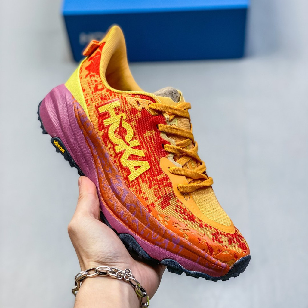 HOKA ONE ONE M Speedgoat 6 รองเท้าวิ่งมืออาชีพสําหรับผู้ชายผู้หญิงระบายอากาศได้สบาย H9DT