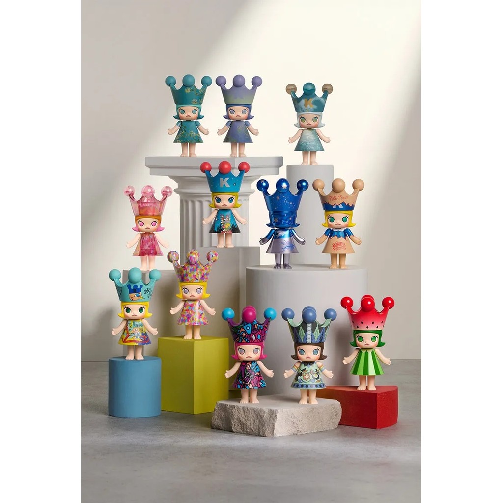 MEGA ROYAL MO- LLY ครบรอบ 100% Series 1 กล่องตาบอด Mystery กล่องของเล่น Kawaii เครื่องประดับ Figurines ตกแต่งบ้านเดสก์ท็อป