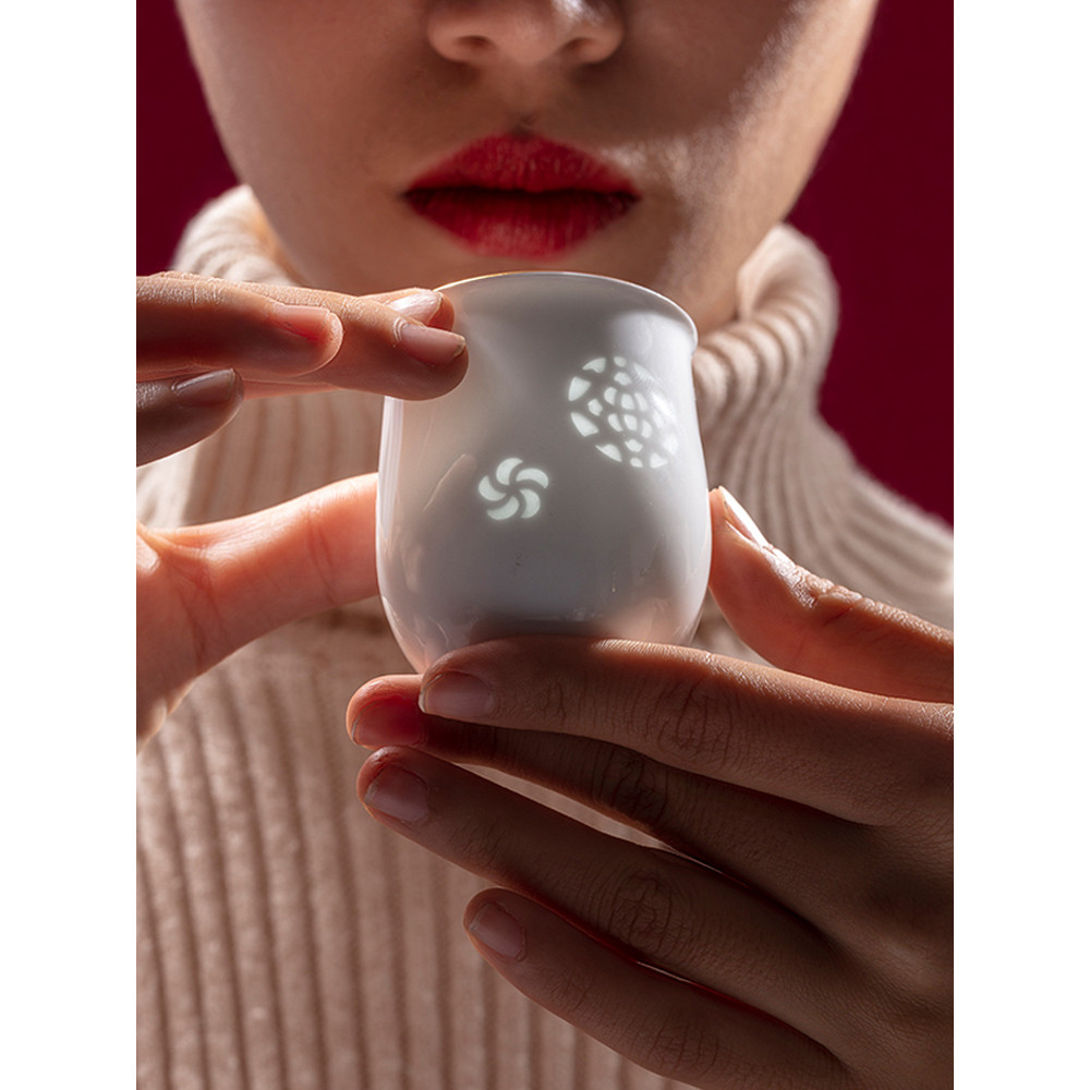 Yubai Linglong Jingdezhen Linglong White Porcelain Kung Fu ชุดชาหนึ่งหม้อหกถ้วย Gold-Painted Linglon