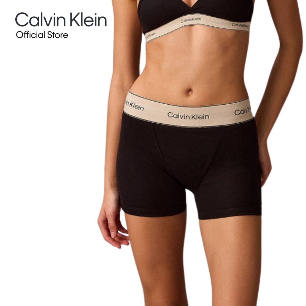 CALVIN KLEIN กางเกงชั้นในผู้หญิง ทรง Boxer Briefs Heritage Cotton รุ่น QF8371 UB1 - สีดำ
