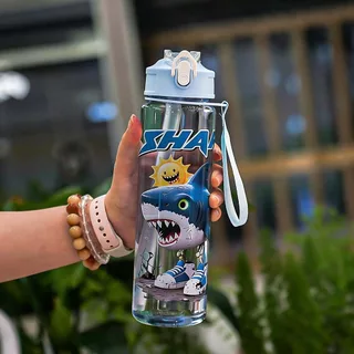 【พร้อมส่ง】ขวดน้ำพลาสติกพีพี 800ml ลายการ์ตูนเทรนด์ มีหลอดดูด พกพาสะดวก สำหรับนักเรียน