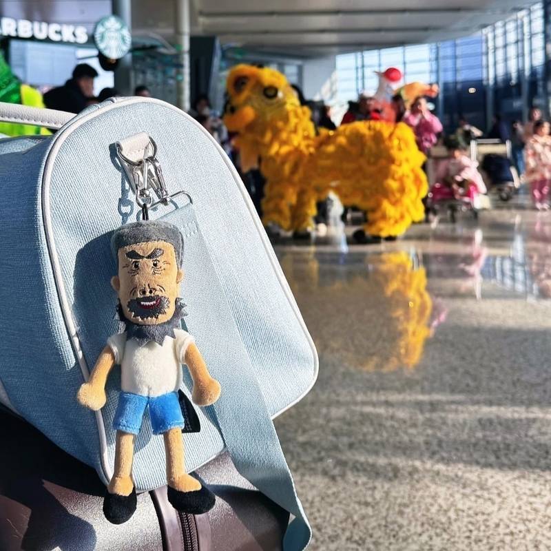 Big Ears Picture Grandpa Niu Plush Puppet and Doll Pendant Keychain Handbag Pendant OiP5