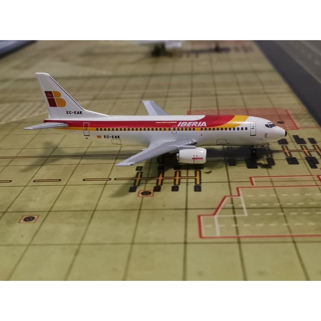 [สต๊อกพร้อม] AC Aericlassics 1/400 Spain Iberia Airlines Iberia B737-300 EC-EAK ผลิตโดย 2013, AC Ear