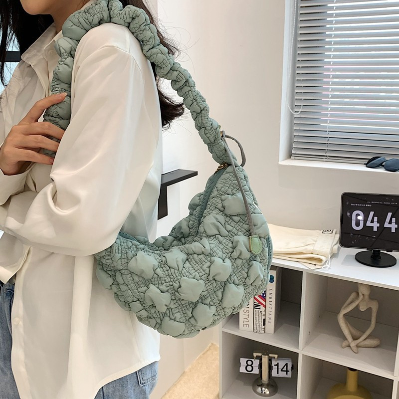 CRLYN Sling Bag - กระเป๋า Carlin เกาหลี Puffy Cozy Jennie Bag กระเป๋าสะพายข้างผู้หญิง SB006