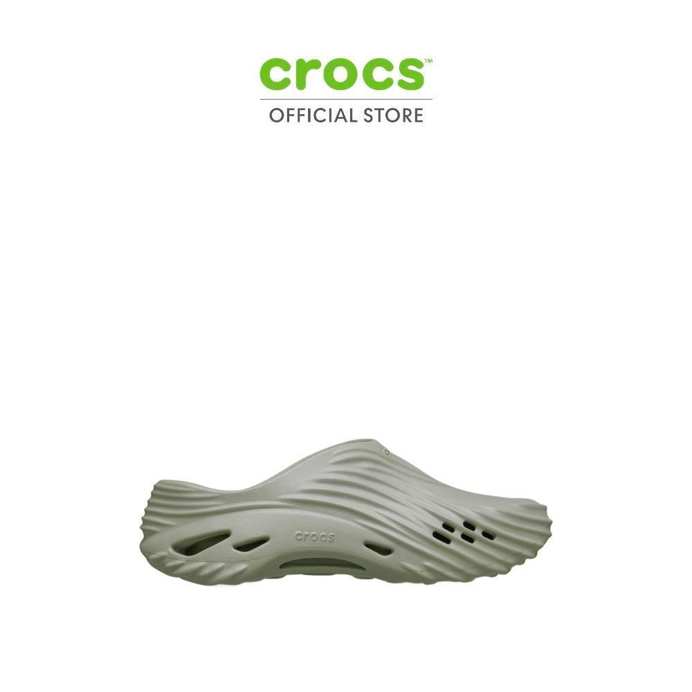 crocs Echo Wave รองเท้าคล็อก
