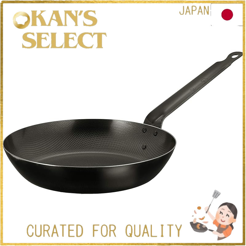 Endo Shouji TKG Iron Frying Pan 24cm - The embossed surface with a textured pattern reduces the cont