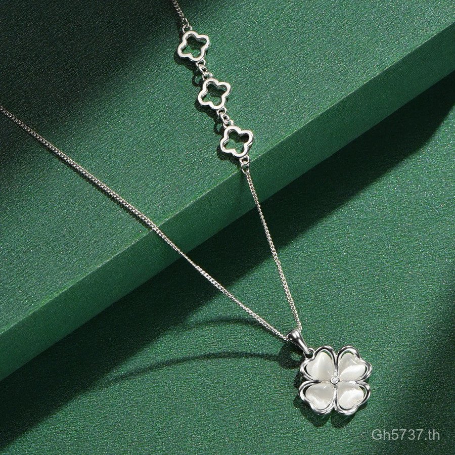 จี้หญิงสร้อยคอเงินแท้ 999 แบบโซ่กระดูกไหปลาร้าพร้อมลายโคลเวอร์สี่ใบ ออกแบบเรียบง่ายแต่หรูหรา UBT5