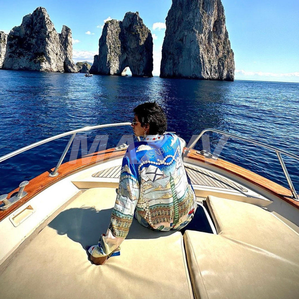 เสื้อยี่ห้อ Fanglue Casablanca ลายทแยงผ้าไหม.Pattern พิมพ์Pearl Pattern สำหรับสไตล์วันหยุดของผู้ชายแ