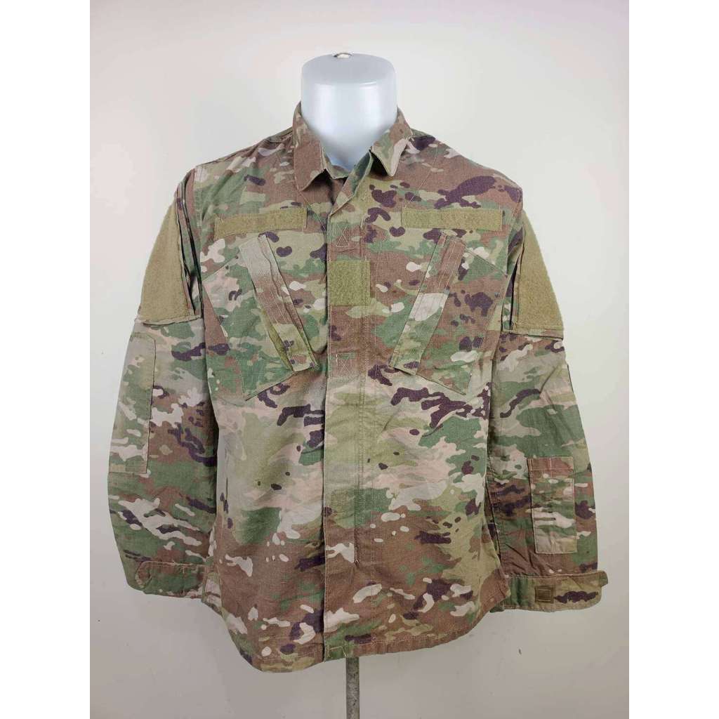 จ466 🇱🇷 เสื้อทหารUS ลายMulticam (ผ้ากันไฟ) อก 42 (อ่านรายละเอียดด้านล่างให้ครบ)
สภาพดี