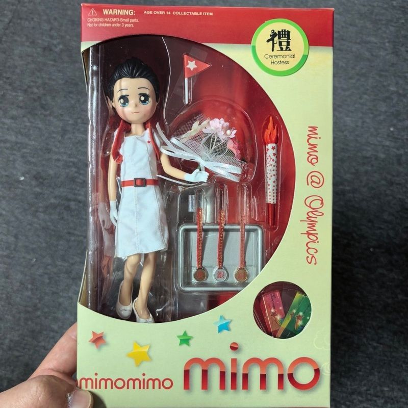Hong Kong Mimo Sister Series ศพโอลิมปิกตุ๊กตาเลดี้พร้อมแพลตฟอร์ม Uuu8.4