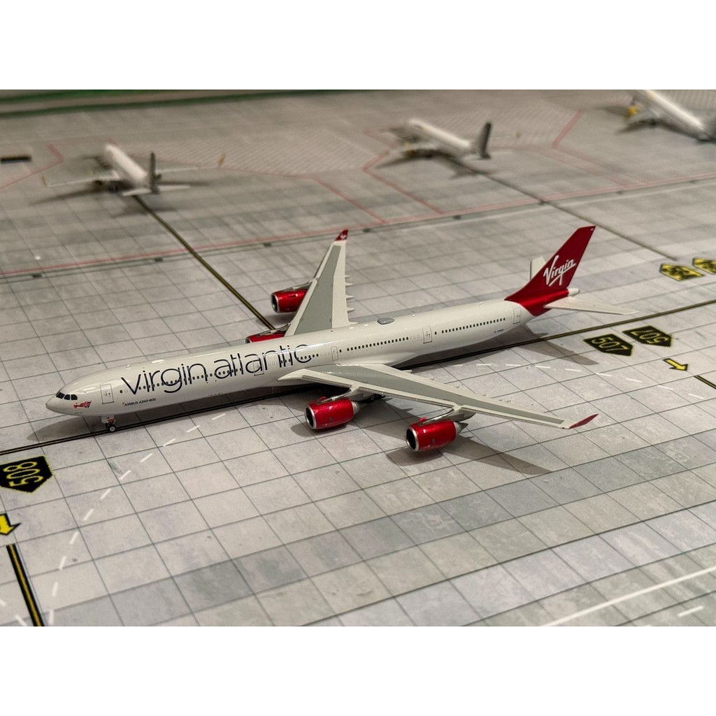PH 1: 400 Virgin Atlantic A340-600 G-VWEB ชั้นวางเดี่ยวไร้ตําหนิใหม่เอี่ยม