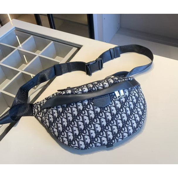 ลดราคา Di / prada Presbyopia Canvas กระเป๋าคาดเอวอินเทรนด์สตรีทคูลนักเรียนกีฬา Messenger กระเป๋าคาดห