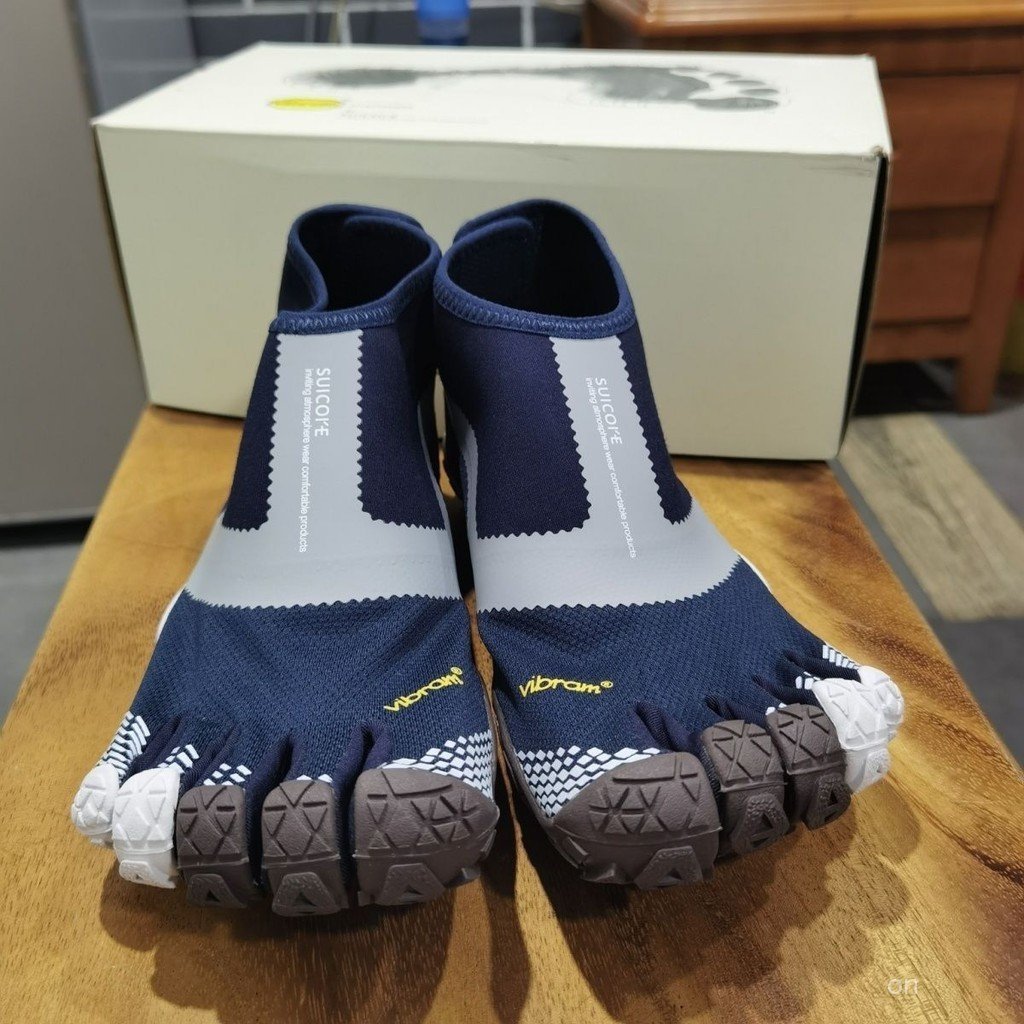 Suicoke x Vibram Five Fingers Nin-Lo Ultra-Light Non-Slip Five-Toeรองเท้าสําหรับผู้ชายและผู้หญิงรองเ