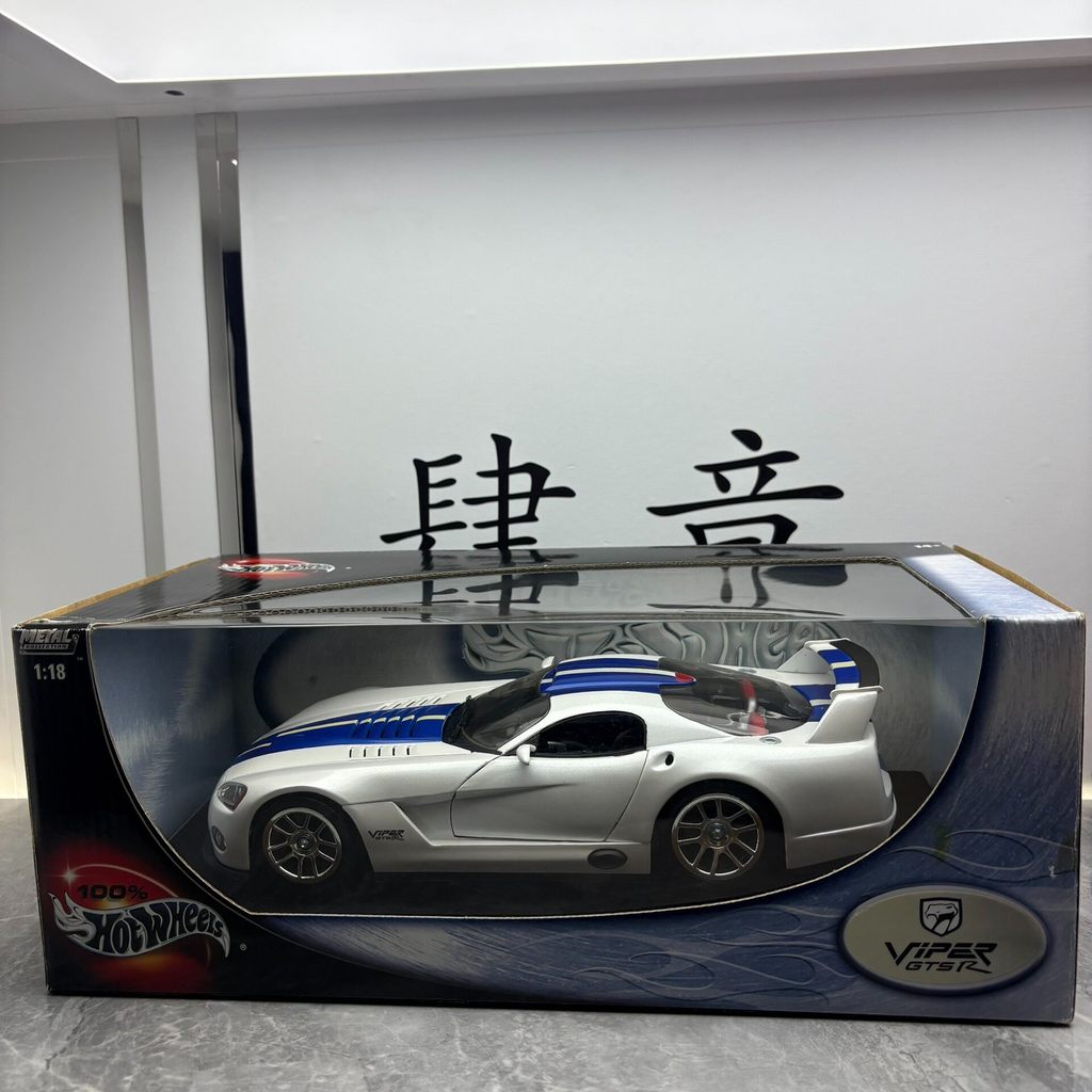 Hot Wheels Hot Wheels 1: 18 Dodge Viper Viper