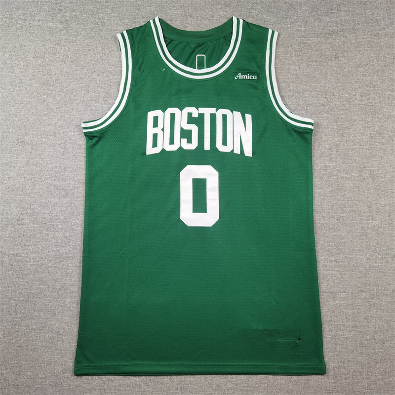 ชุดบาสเก็ตบอล Boston Celtics สีเขียว ออกแบบโดย Jason Tatum กับลาย Rex Rabbit