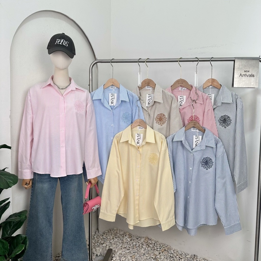 เสื้อเชิ้ตแขนยาวลายริ้วดีเทลปักดอกไม้ ผ้าคอตตอน เสื้อผ้าแฟชั่น เสื้อผ้าผู้หญิง