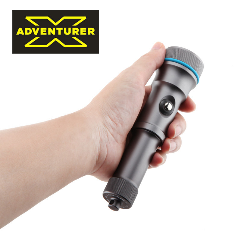 X-ADVENTURER Explorer M1800 ไฟฉายดําน้ํากันน้ํา 100 เมตร 1800 Lumens ศูนย์กลาง