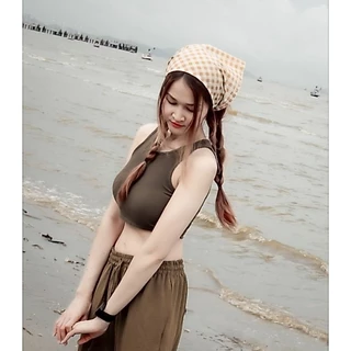 ผ้าโพกวินเทจ ผืนสามเหลี่ยม แบบมีสาย พร้อมส่ง❤❤ (สินค้าแนะนำ)