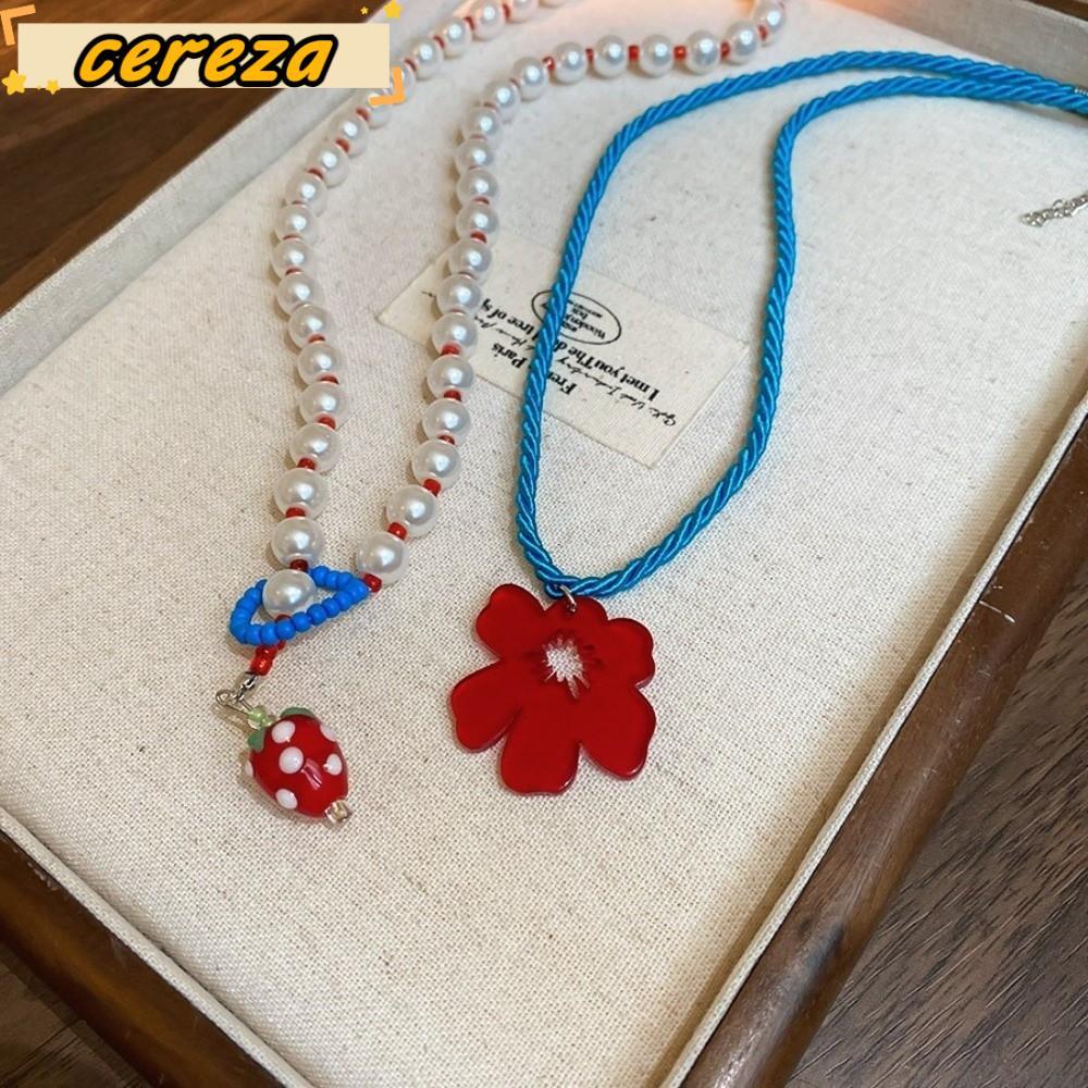 CEREZA สร้อยคอเชือกถัก 2pca, สร้อยคอดอกไม้ชั้นอะคริลิค, แฟชั่นจี้สตรอเบอร์รี่จําลองลูกปัด Y2K เครื่อ