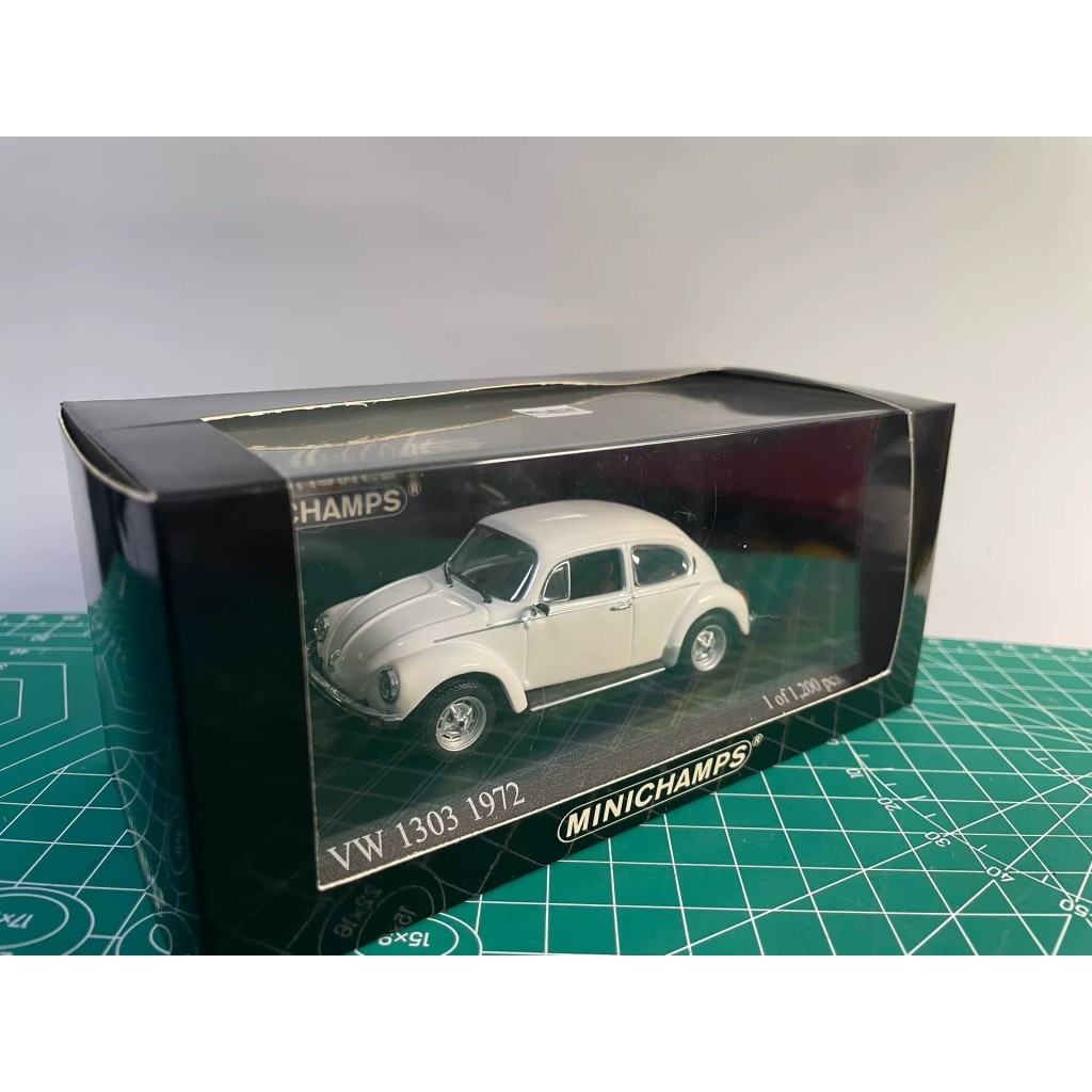 [คลังสินค้าพร้อม] Mini Cut 43 Scales Popular Beetle 1303 1972 White Classic Model Very Rare