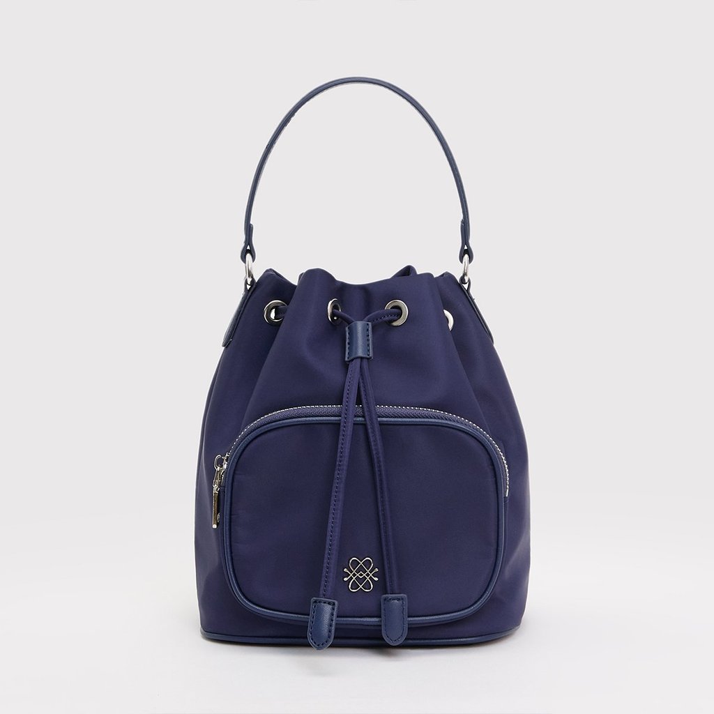 [Pomelo] กระเป๋าถือหนังทรงถัง / Nylon Bucket Bag