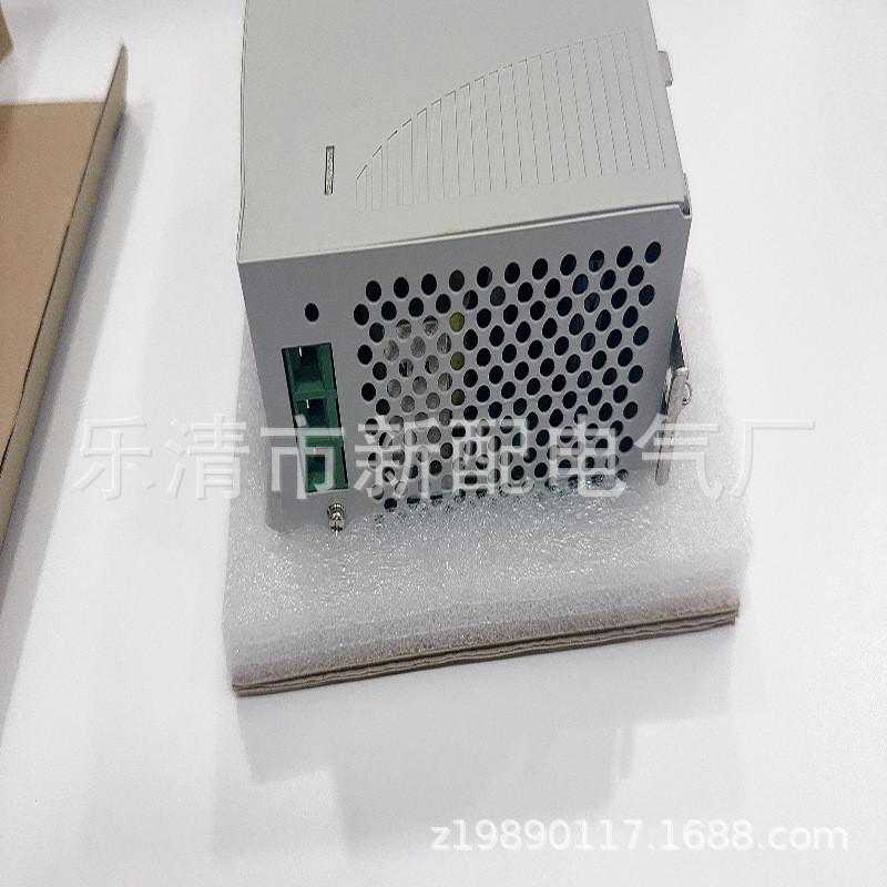 สินค้าจริง Brand New E2S-Q21 E2S-W21 Sensor Quality Assurance One Year