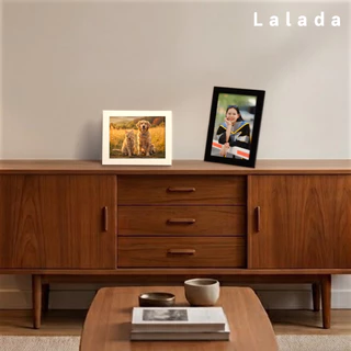 lalada [พร้อมส่ง] รูปพร้อมกรอบ กรอบรูปพร้อมรูป มีขาตั้ง+ห่วงแขวน ตั้งโต๊ะ/ติดผนัง ขนาด 2x3 นิ้ว ถึง A4