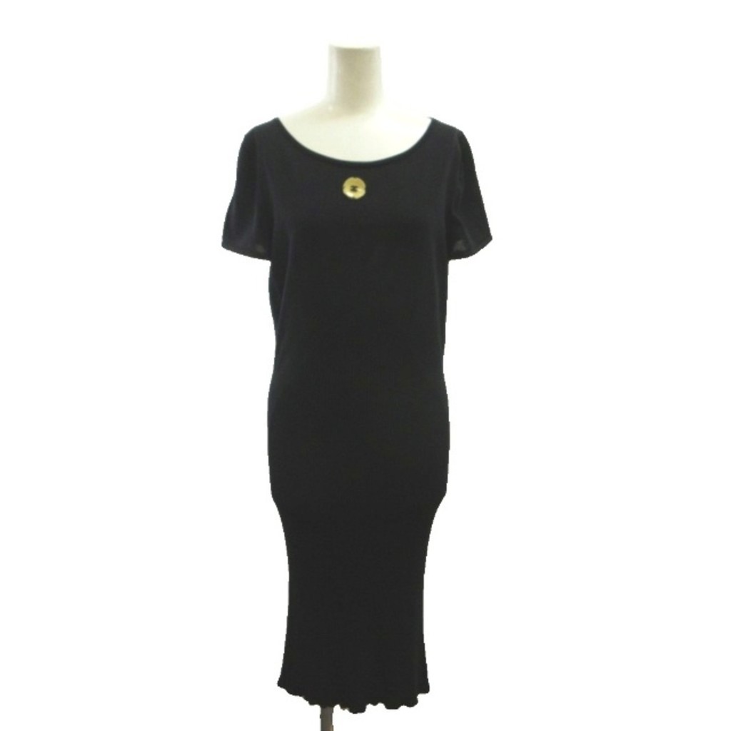 CHANEL Dress Camelia black Direct from Japan Secondhand